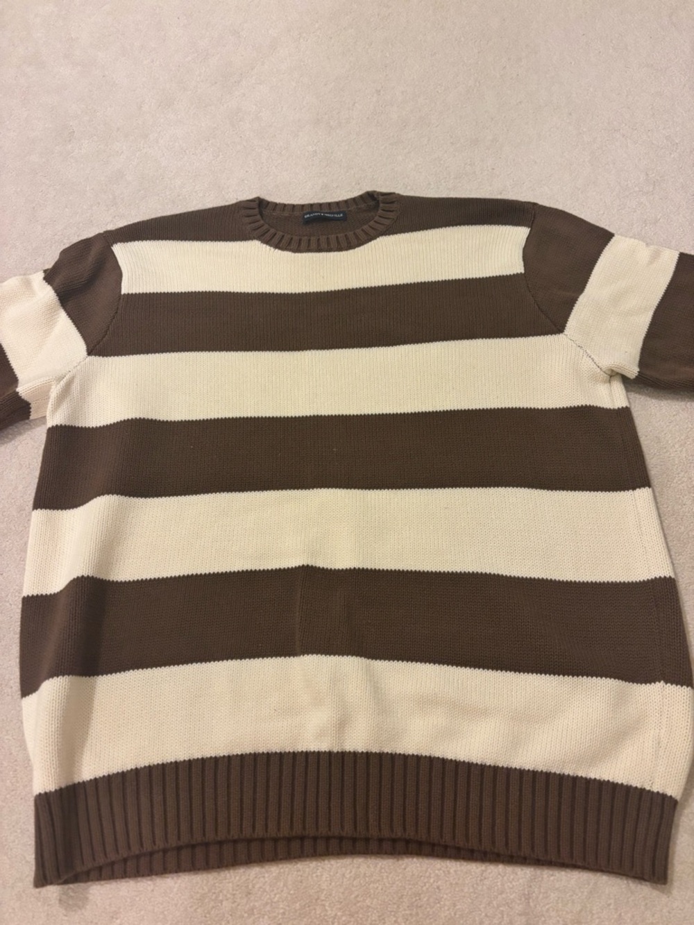 Brandy Melville sweater